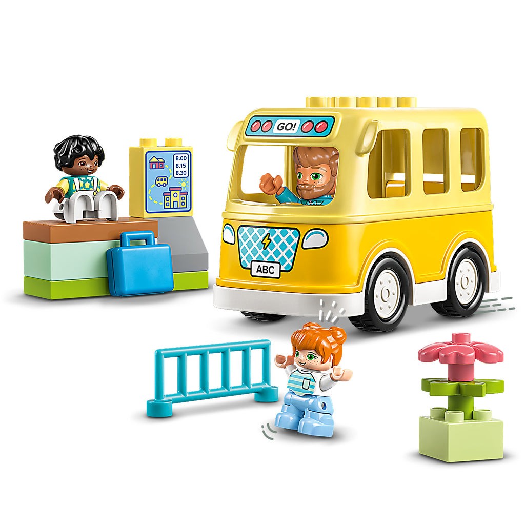 LEGO DUPLO CALATORIA CU AUTOBUZUL 10988