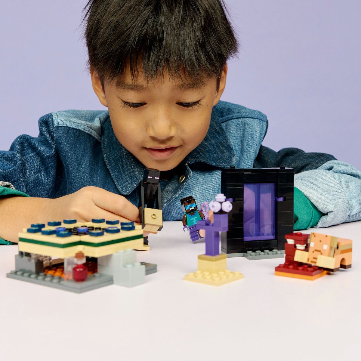 LEGO MINECRAFT CALATORIE PRIN PORTALURILE NETHER SI END 21584