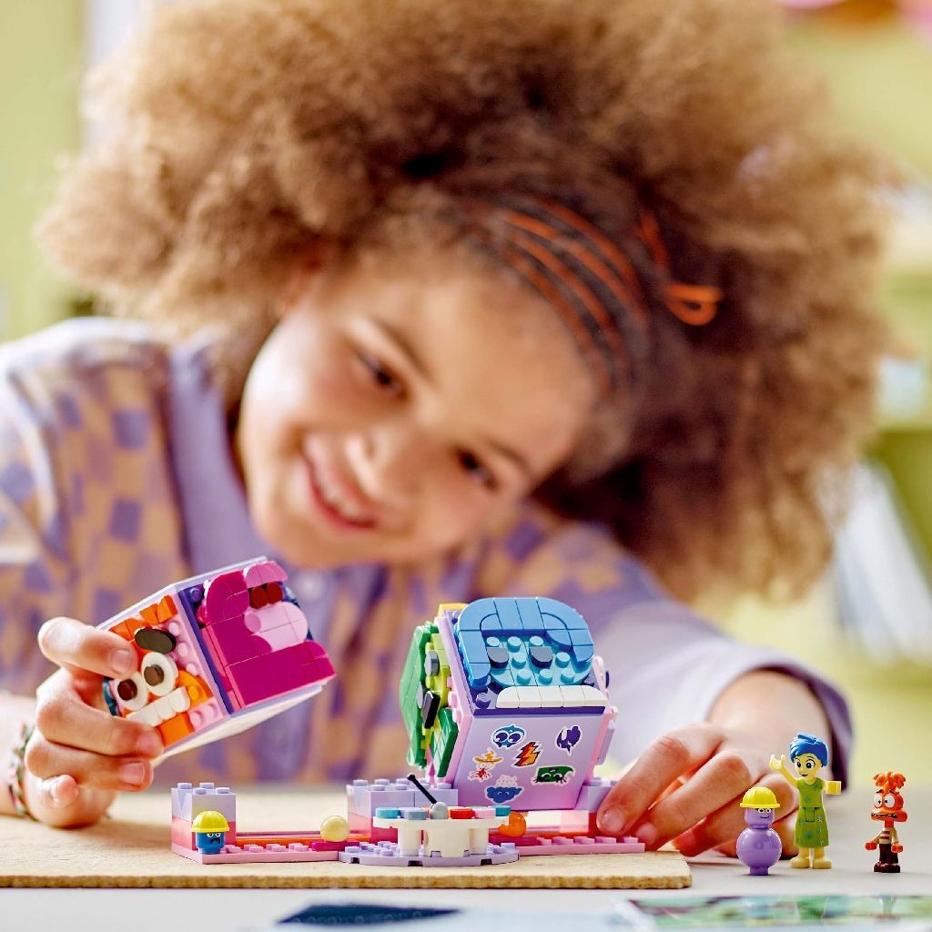 LEGO DISNEY DISNEY PIXAR CUBURI CU EMOTII 43248