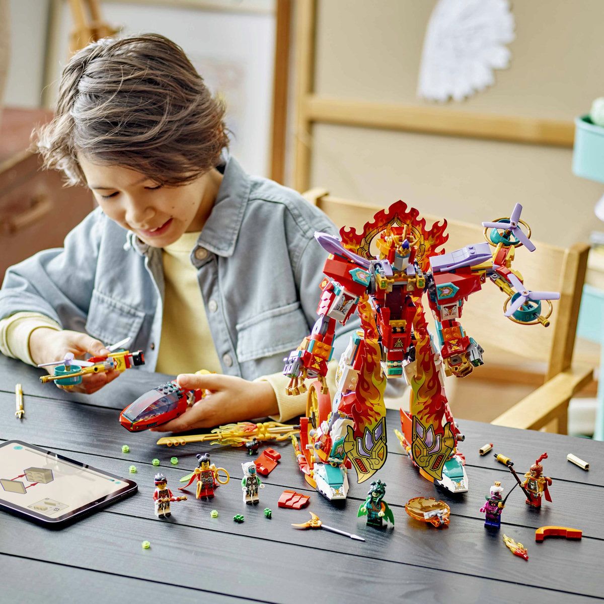 LEGO MONKIE KID ROBOTUL CU INEL DE FOC AL LUI NEZHA 80057