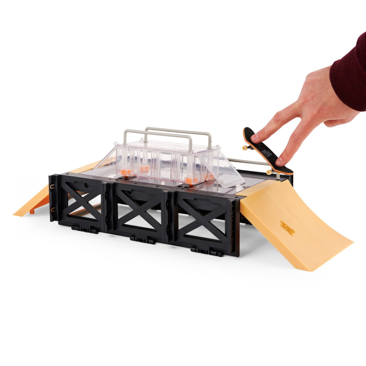 TECH DECK PACHET VITRINA SI PODIUM