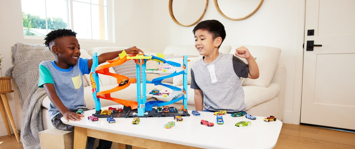 HOT WHEELS CITY TURNUL DE CURSE