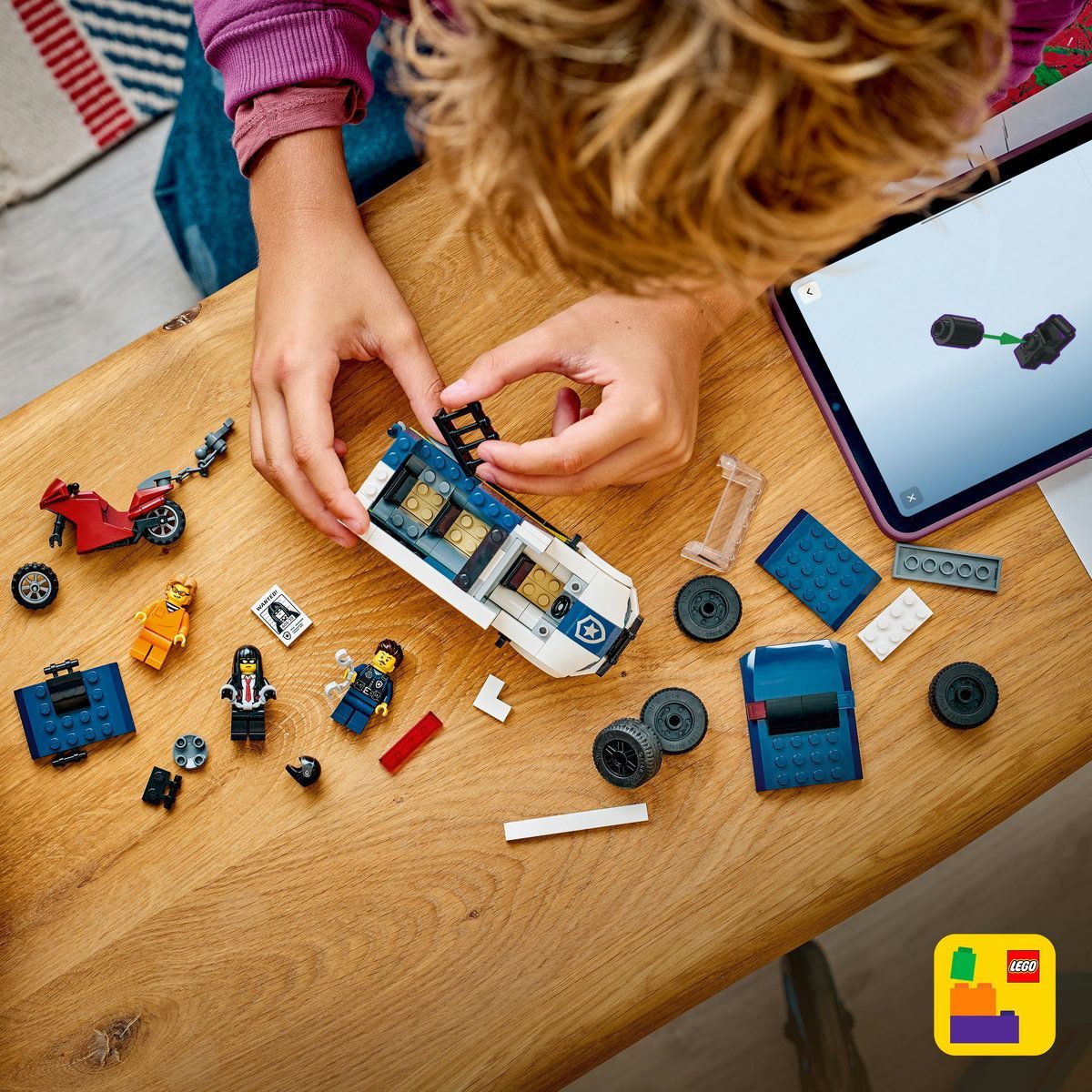 LEGO CITY DUBA PENTRU PRIZONIERI A POLITIEI 60479