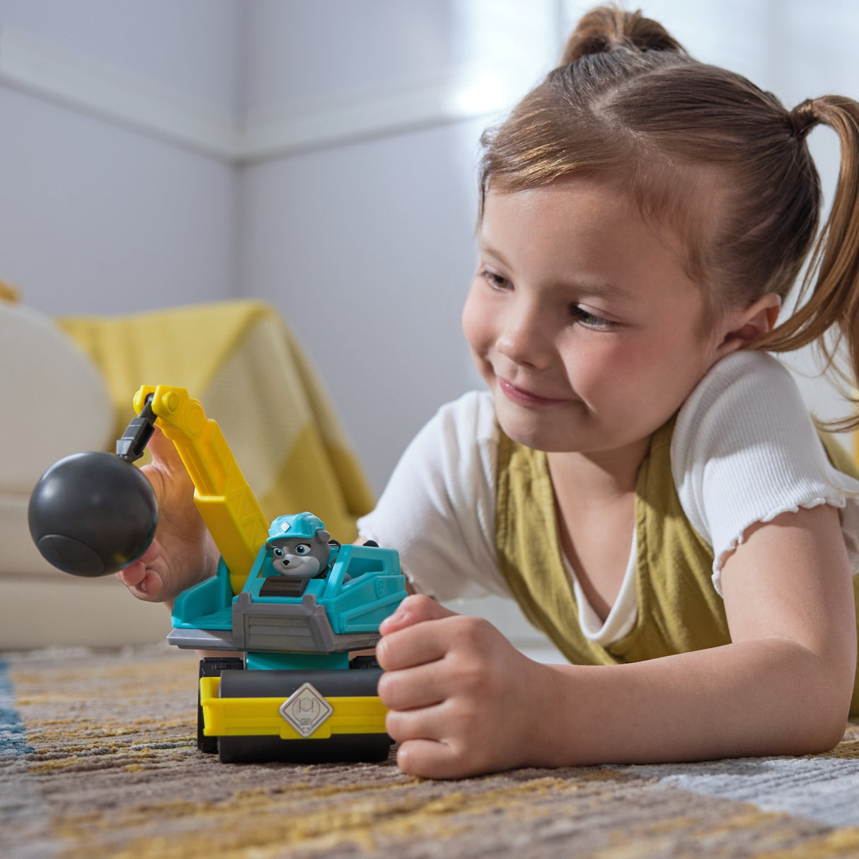 PATRULA CATELUSILOR RUBBLE AND CREW MOTOR SI TRACTORUL CU BILA DE DEMOLARE