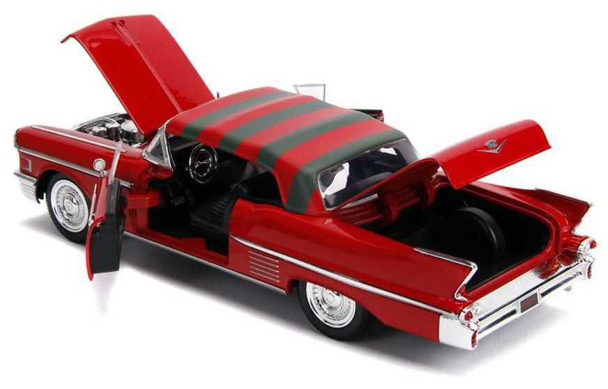 MACHETA METALICA FREDDY KRUEGER 1958 CADILLAC MODEL 62 SCARA 1 LA 24