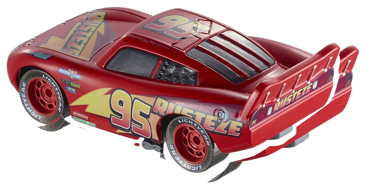 MASINUTA METALICA CARS3 PERSONAJUL FULGER MCQUEEN RUSTEZE