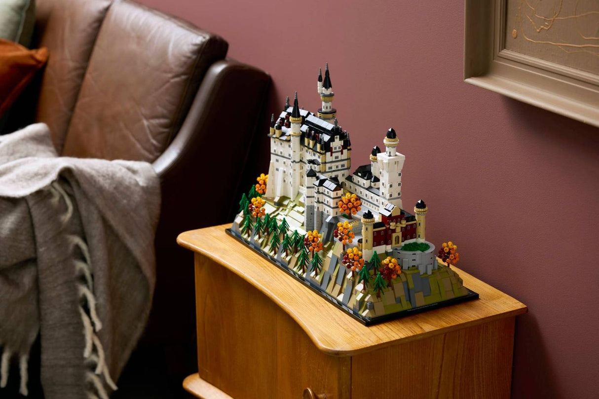 LEGO ARHITECTURE CASTELUL NEUSCHWANSTEIN 21063