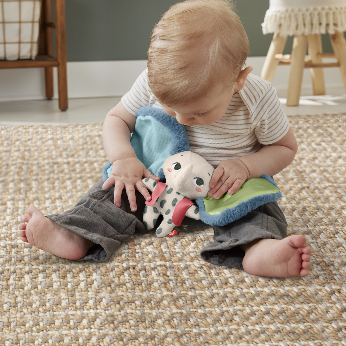 FISHER PRICE PLANET FRIENDS JUCARIE ELEFANTEL