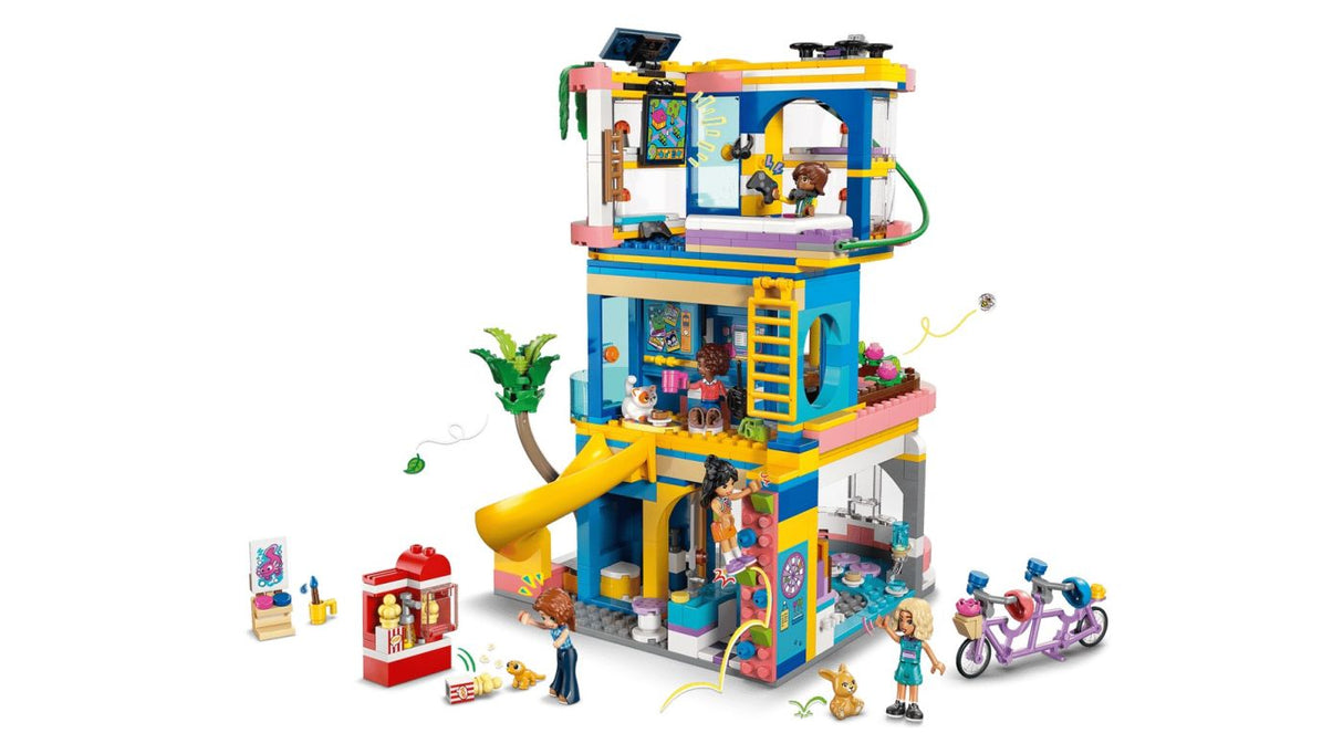 LEGO FRIENDS CLUBUL PRIETENILOR DIN ORASUL HEARTLAKE 42689