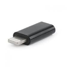 Adaptor USB-C la Lightning 8 pini negru, detaliu conector Lightning tată