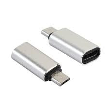 Adaptor micro USB mamă la Type-C tată, carcasă aluminiu argintiu, vedere frontală cu breloc inclus