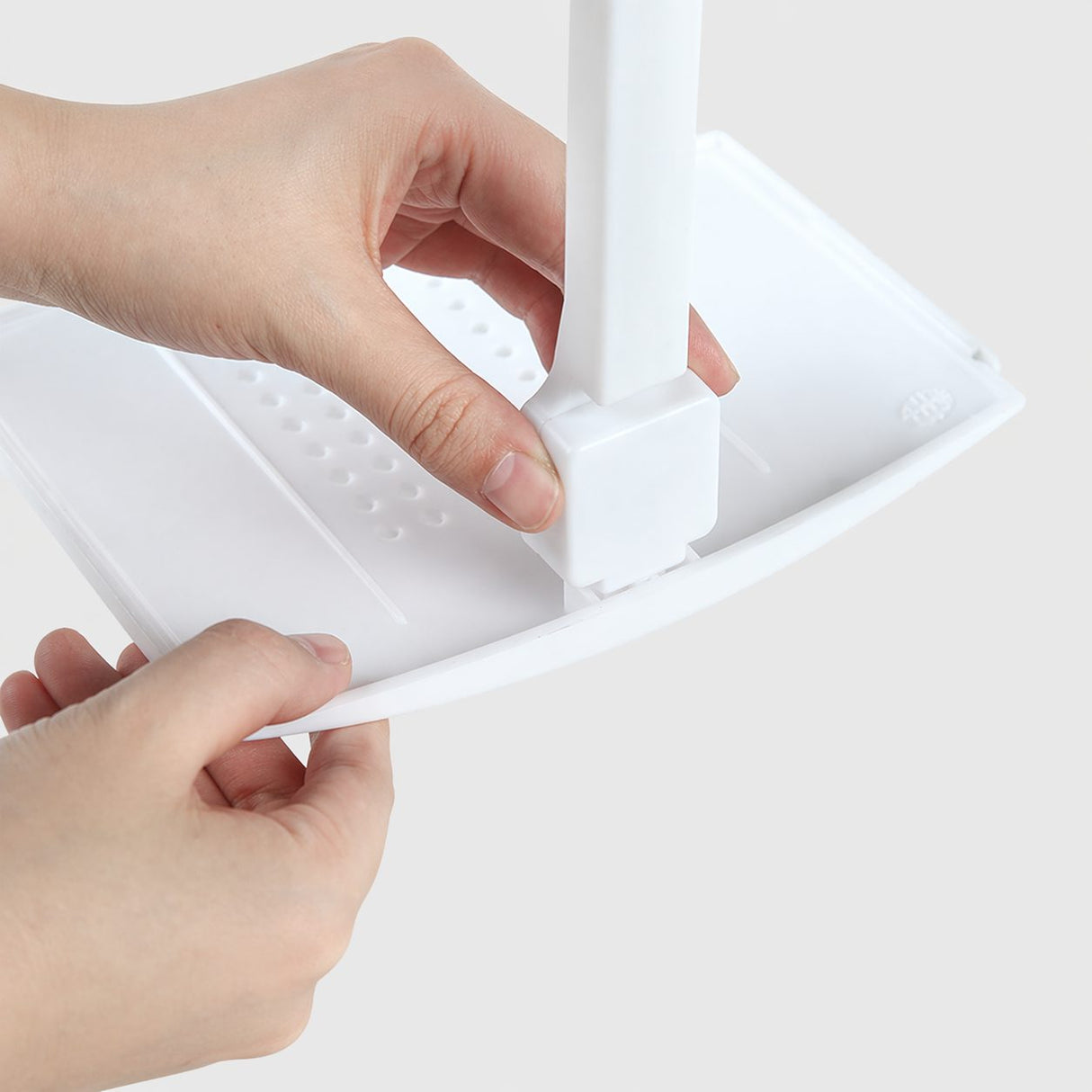 Deflector pentru Aer Conditionat, Flippy, Model M cu Brat Ajustabil si Orificii pe Toata Suprafata, Panou pentru Directionarea Fluxului de Aer - vivimall.ro