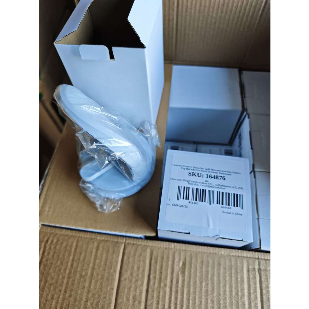 Suport picior baie antiderapant cu ventuză, dimensiuni 11,5 x 15 cm, culoare albă