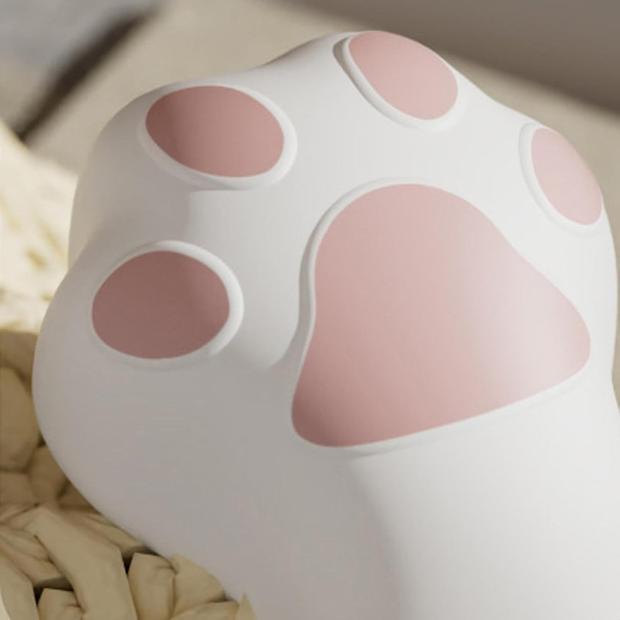 Aparat Pentru Curatat Scame, Par Si Praf, Pentru Diferite Tipuri De Material, Incarcare Usb Type-C, Model Labuta De Pisica, 14X7X7.5 Cm, Alb-Roz - vivimall.ro