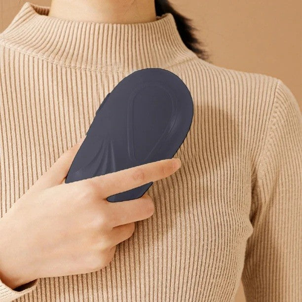 Aparat Scame si Par Haine, Vivimall, Electric, USB inclus, Periuta Curatare, pentru Diferite Tesaturi, 13 x 6.8 x 5.8 cm, Negru - vivimall.ro