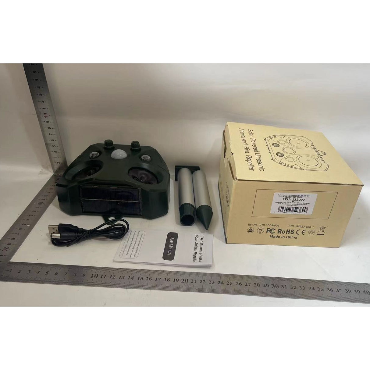 Aparat Solar LED cu Ultrasunete, Vivimall, Repelent pentru Animale Mari si Mici, Lumina Rosie si Alba, Anti Rozatoare, Anti Insecte, 15 x 14 x 24 cm, Verde - vivimall.ro