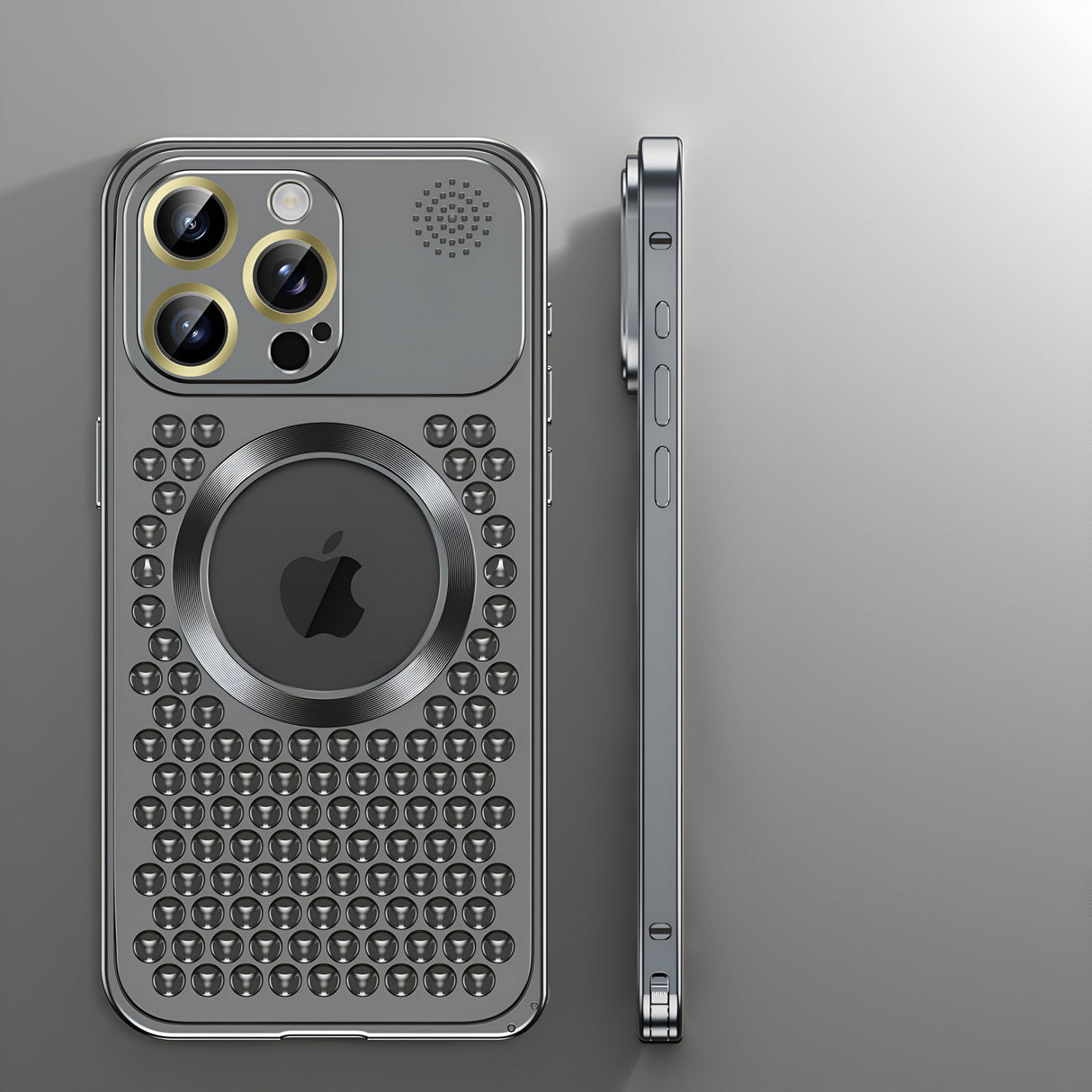 Husă iPhone 15 Pro aliaj aluminiu negru — decupaje precise butoane și port încărcare, vedere spate