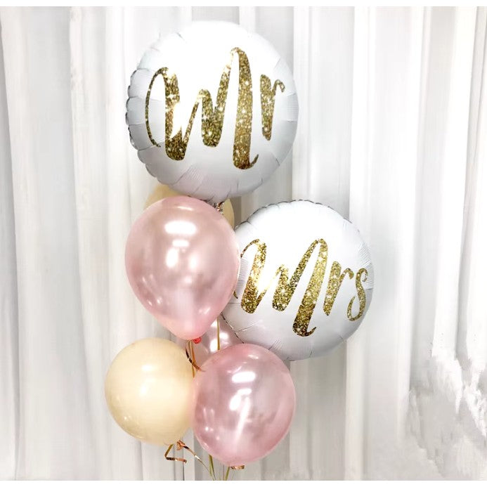 Balon din Folie Metalizata, Flippy, Figurina Cerc, Model MR, Tematica Nunta, 45 cm, Ambalaj Individual, Pai Inclus, Umflare cu Aer sau Heliu, Alb