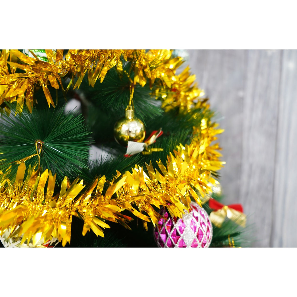 Beteala Craciun, Flippy, auriu, marimea: 2 m x 6.5 cm material:folie PVC, interior/exterior - vivimall.ro