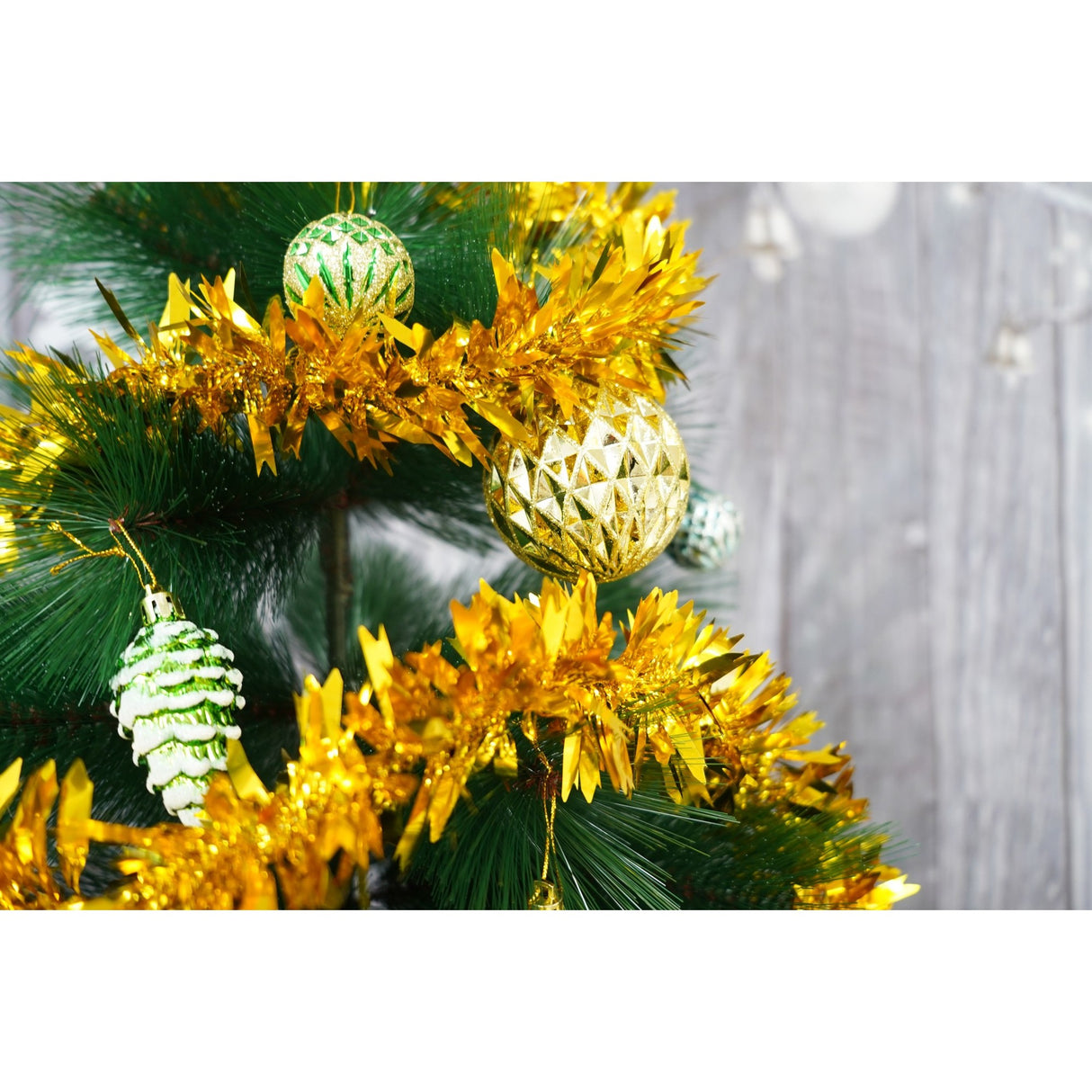 Beteala Craciun, Flippy, auriu, marimea: 2 m x 6.5 cm material:folie PVC, interior/exterior - vivimall.ro