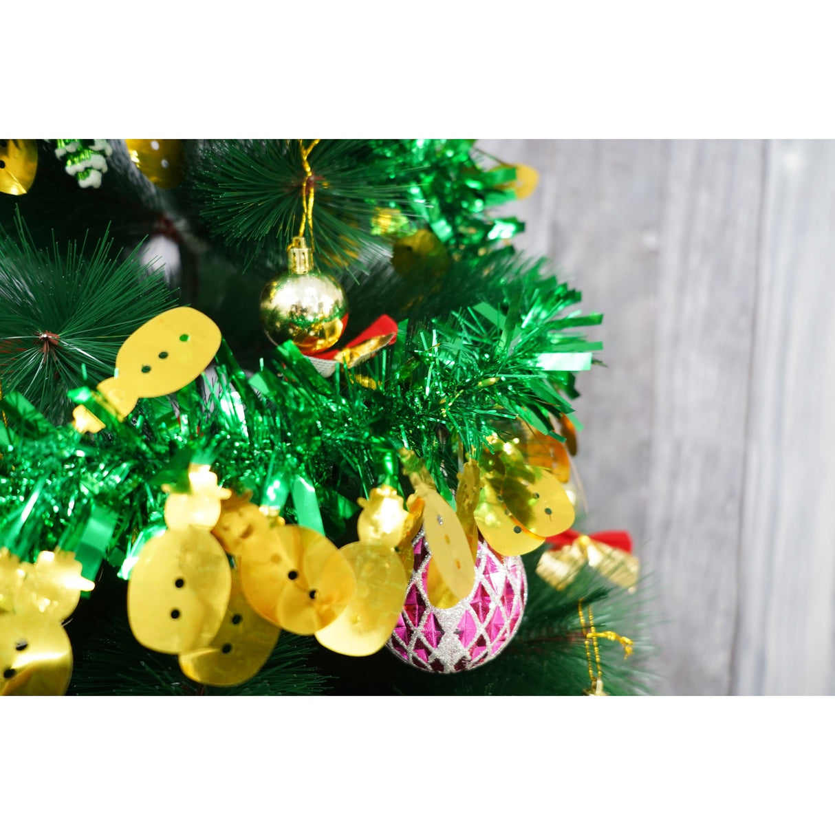 Beteala Craciun, Flippy, verde, marimea: 2 m x 11 cm x 9 cm material:folie PVC, interior/exterior) - vivimall.ro