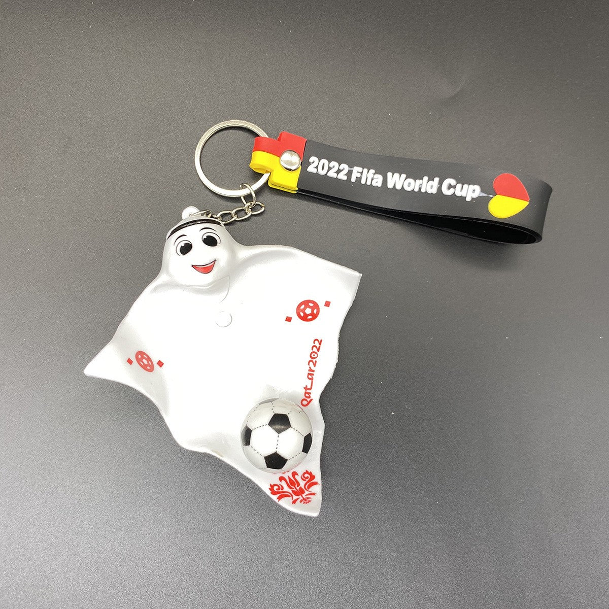 Breloc sub forma Mascotei Fifa World Cup 2022, marimea S cu lumini, Flippy - vivimall.ro