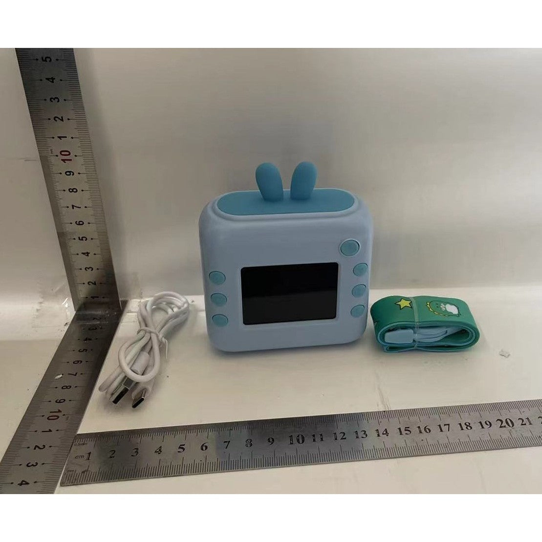 Camera Instantanee pentru Copii, Vivimall, cu Functie de Printare, Cablu USB-C, Bluetooth, Compatibil iOS/Android, Imprimare APP, Model Iepure, Snur de Agatat Inclus, Albastru - vivimall.ro