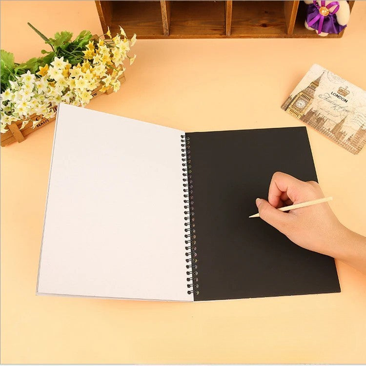 Caiet cu Foi de Hartie de Razuit, Flippy, cu Un Stilou din Bambus, pentru Desen, Curcubeu, 19 x 26 cm, Negru