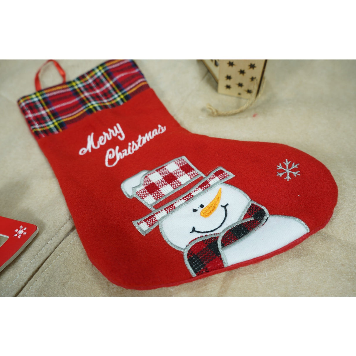 Ciorap Cadouri, culoare rosie, imprimeu om de zapada,marimea 15x30 cm, Flippy - vivimall.ro