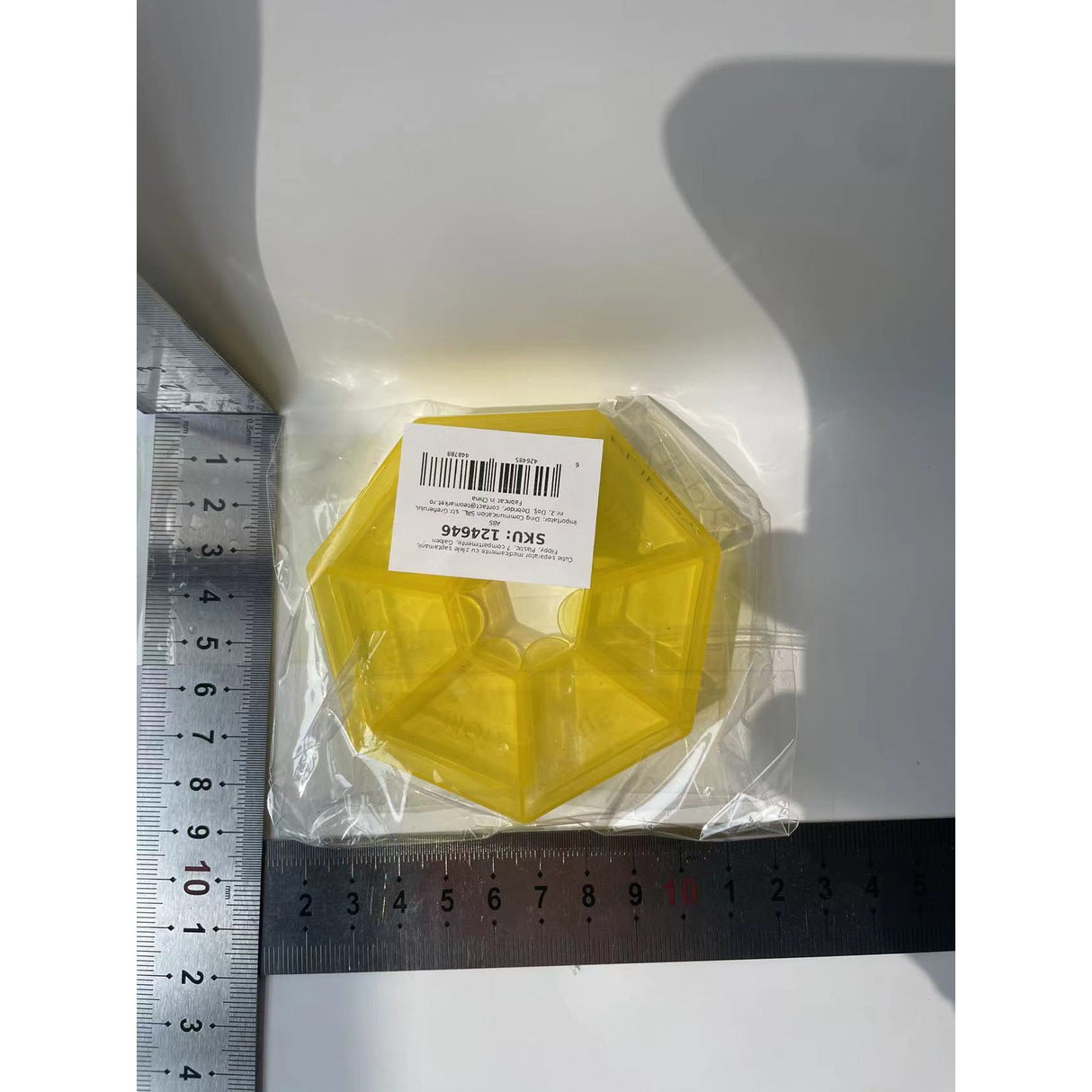 Cutie separator medicamente cu zilele saptamanii, Vivimall, Plastic, 7 compartimente, Galben - vivimall.ro