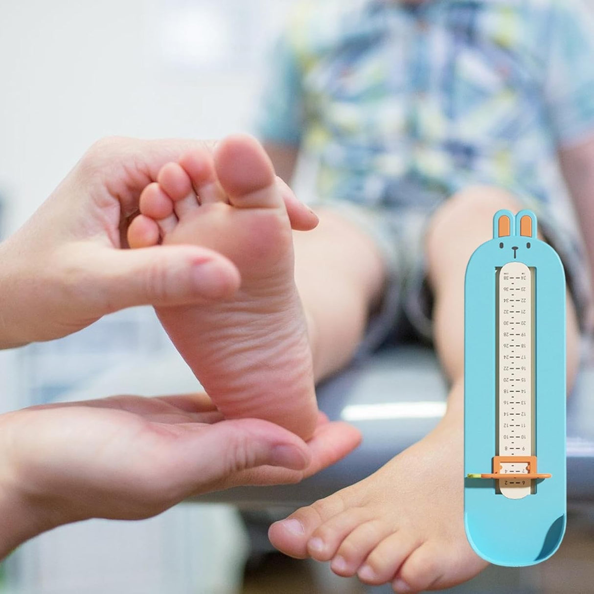 Dispozitiv de Masurat Talpa Piciorului pentru Bebelusi, Vivimall, 6-24, Model Iepuras, Albastru