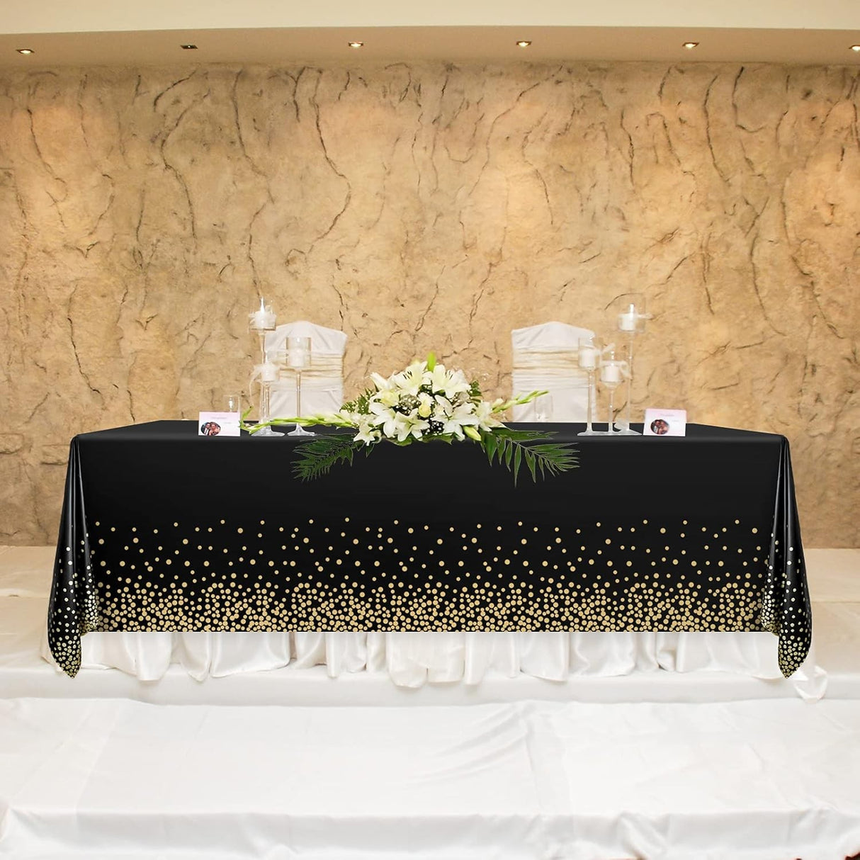 Fata de Masa, Vivimall, din PEVA, Imprimeu Buline Aurii, 137 x 274 cm, Impermeabila, Fara Pete, Curatare Rapida, Negru