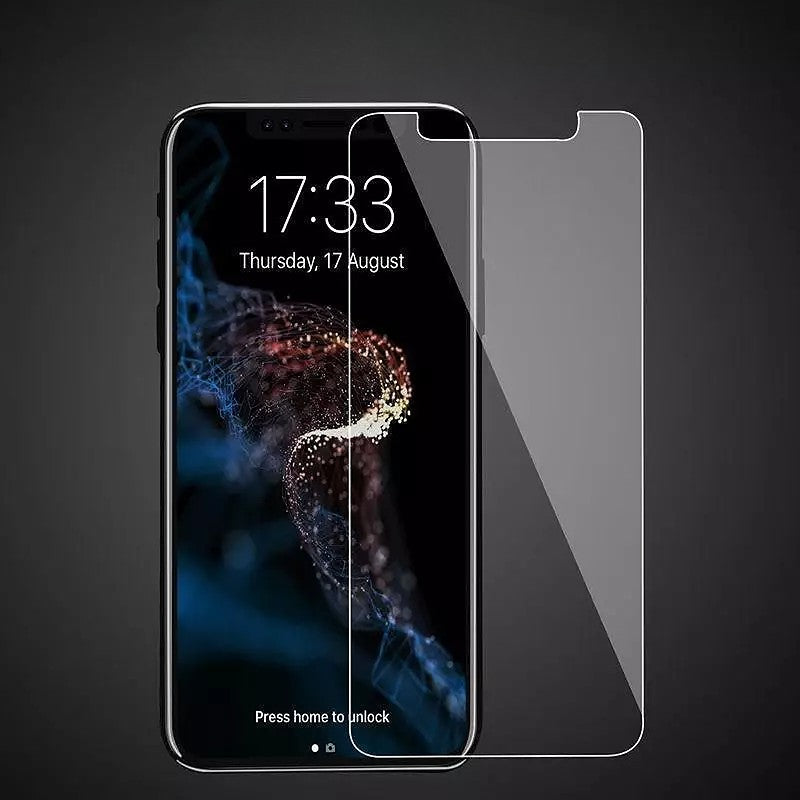 Folie sticlă iPhone 15 cu tratament oleofob și anti-amprentă – ecran curat, vedere laterală