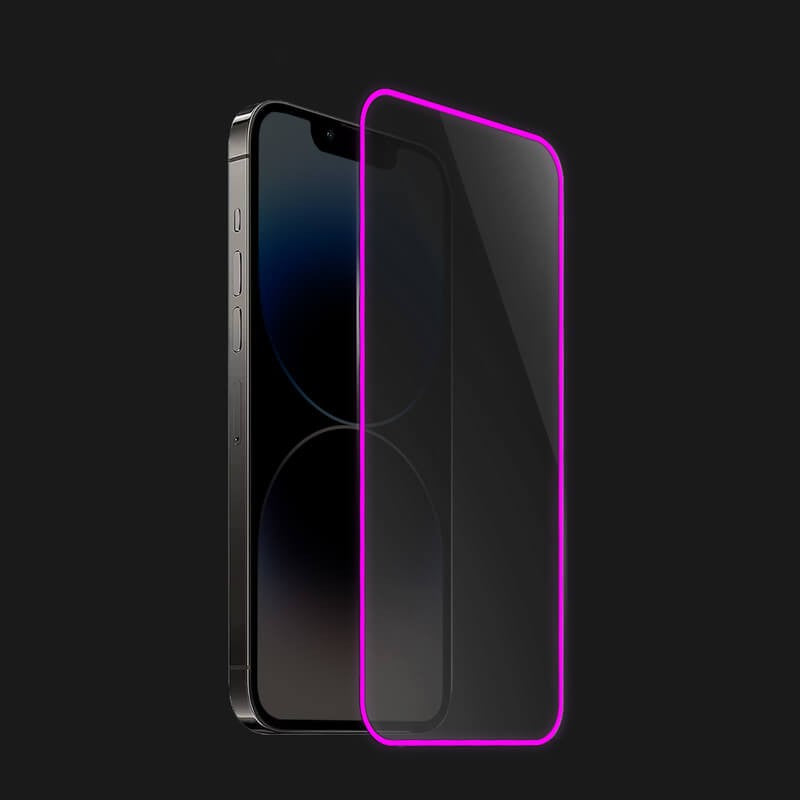 Detaliu margine fosforescentă neon violet din silicon, folie Vivimall Luminous iPhone 15