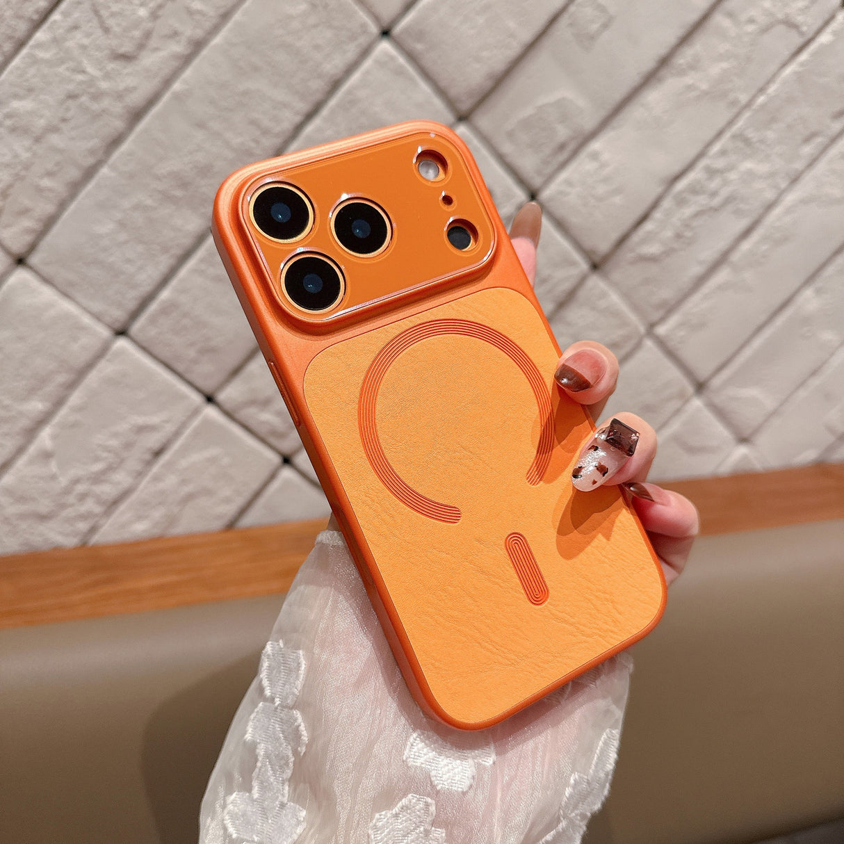 Carcasa Magnetica Mata, Vivimall, pentru iPhone 17 Pro Max, Argintiu - vivimall.ro
