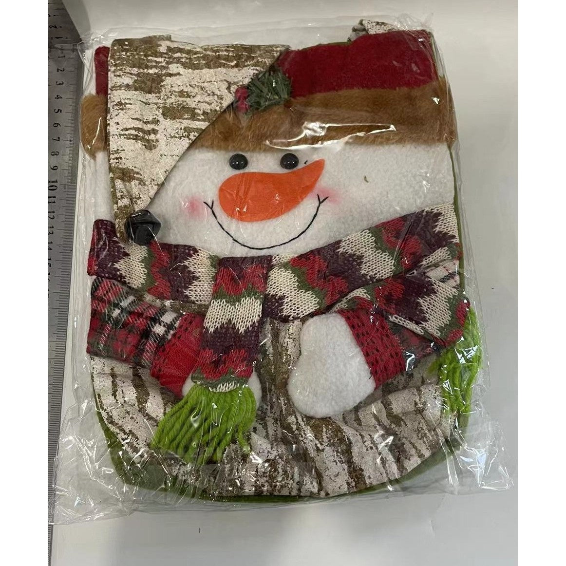 Geanta pentru Cadouri de Craciun, Flippy, Model Om de Zapada, Decoratiune Sarbatori, 46x23x2 cm, Multicolor