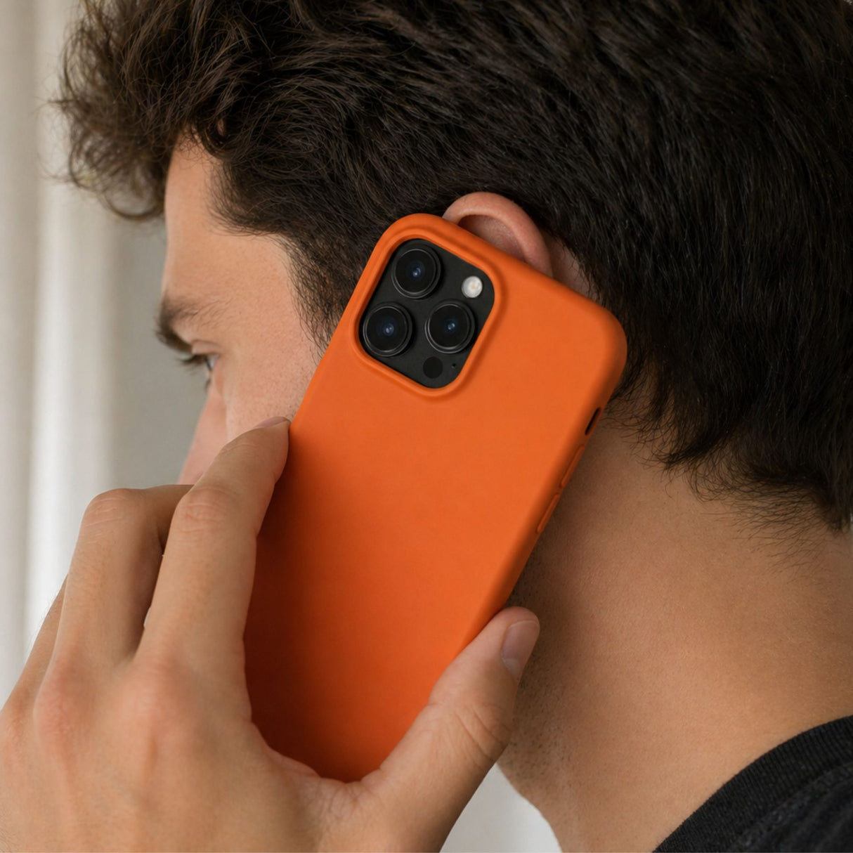 Husa de Protectie Telefon, Flippy, Compatibila cu iPhone 16 Pro Max, Silicon Premium Antisoc, Anti-Zgirieturi, MagSafe, Acces Camera Control, Protectie 360, Interior Microfibra, Portocaliu