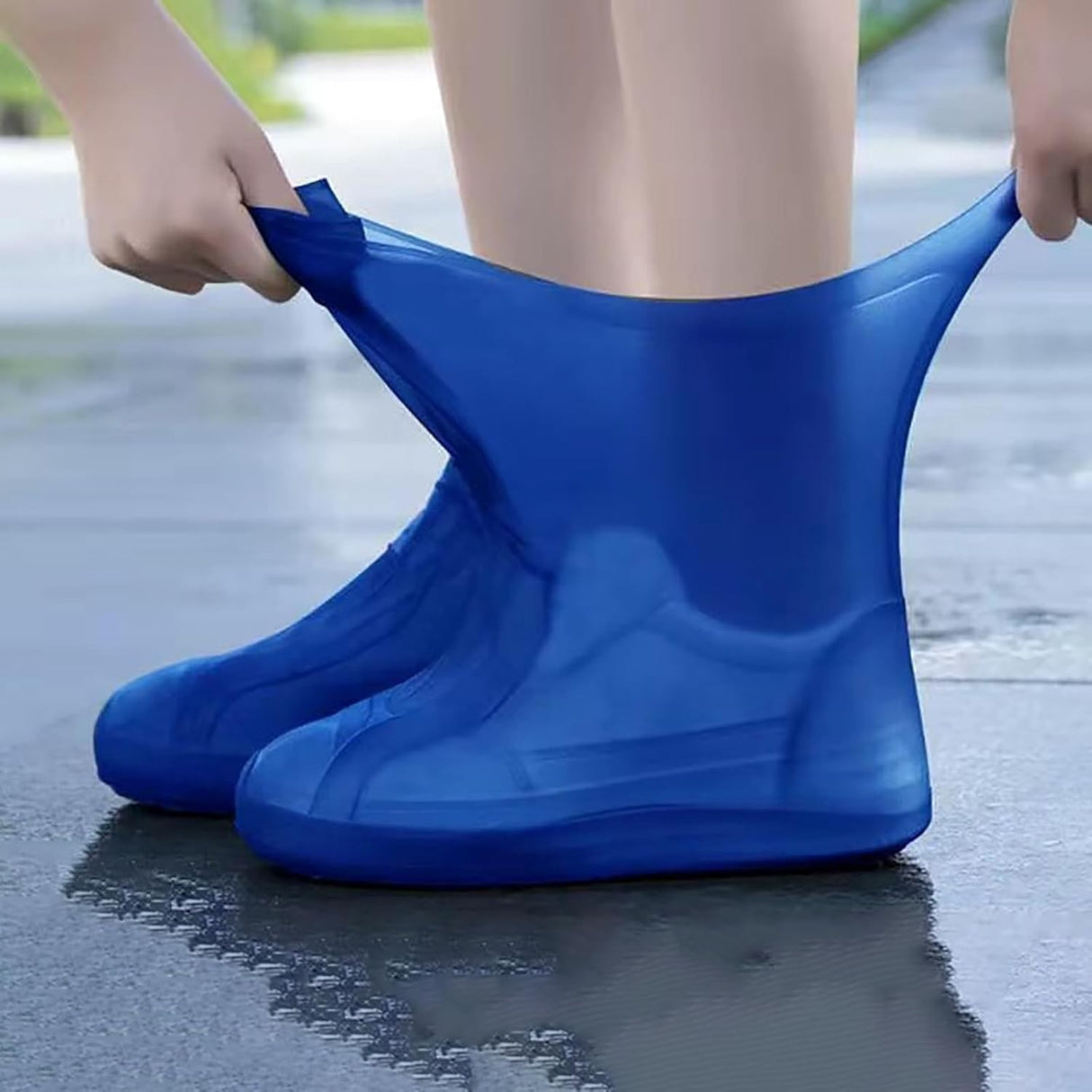 Set husă încălțăminte impermeabilă albastru din latex ecologic, mărime L, utilizare pe teren umed