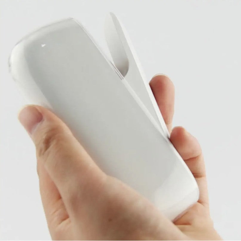 Husă TPU transparentă IQOS 3.0 DUO în utilizare zilnică, prindere ergonomică
