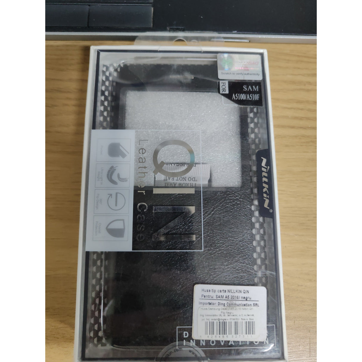 Husa Samsung Galaxy A5 2016 Nillkin Qin Flip Negru - vivimall.ro