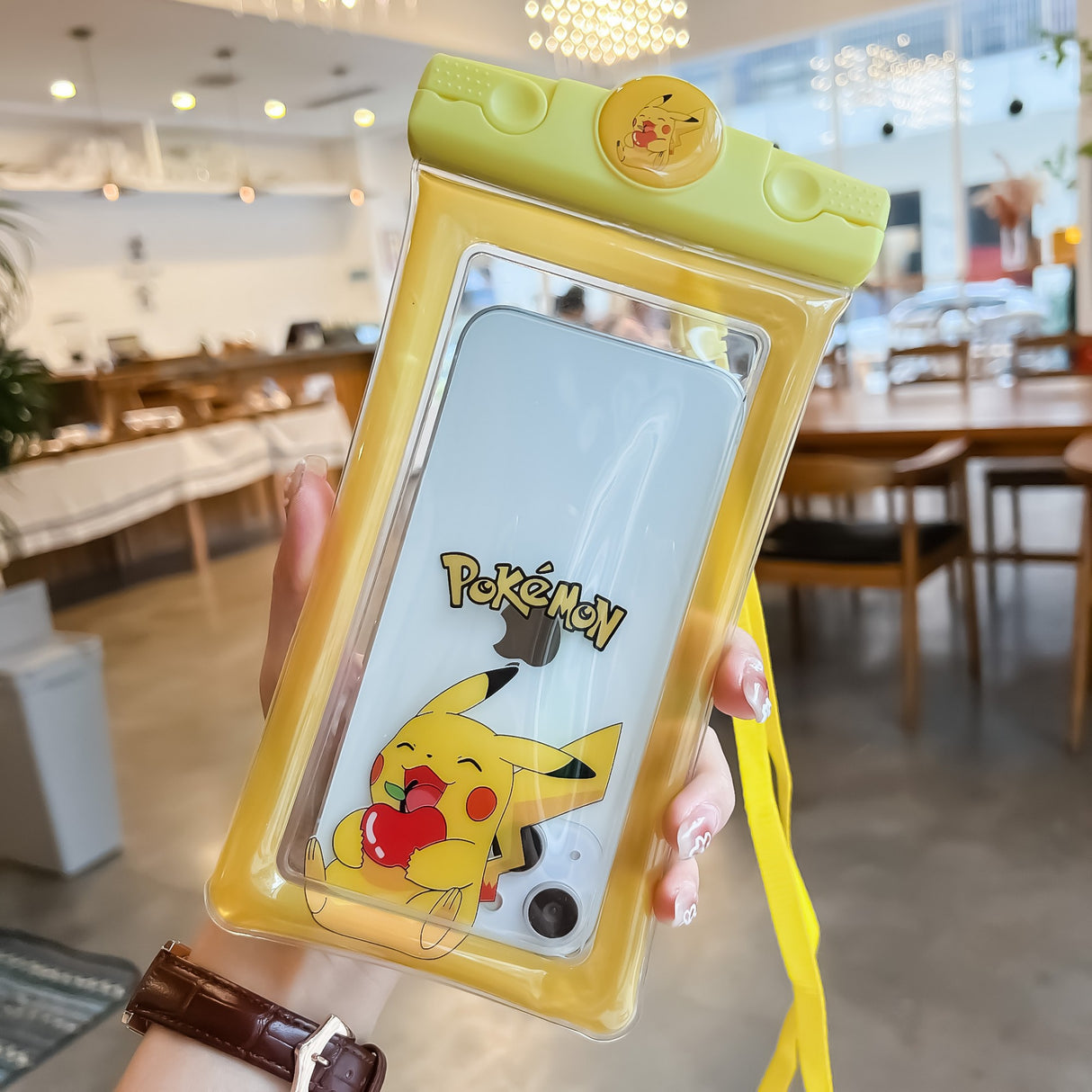 Husa subacvatica Mascot Waterproof Flippy, Snowproof, Universala, cu Snur, pentru telefon sau documente, Pika, Galben - vivimall.ro