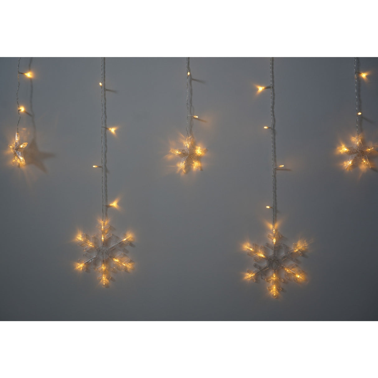 Instalatie Craciun, 138 LED-uri, tip perdea, cu fulgi de nea, alb-cald, 2.5 m, interior/exterior, Vivimall - vivimall.ro