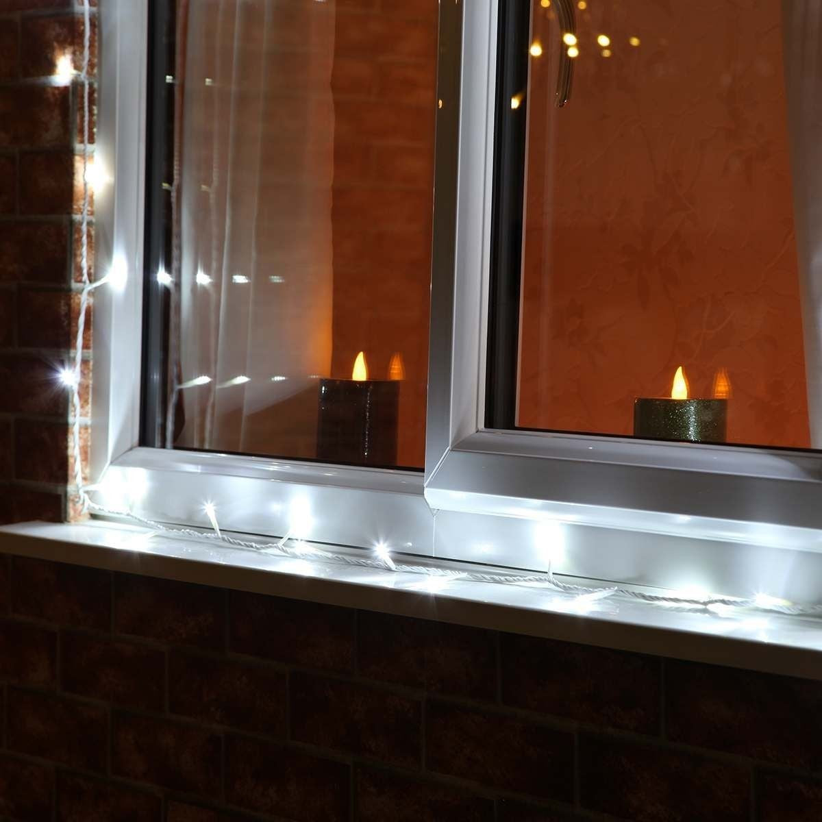 Instalatie Craciun, 85 m, 850 Led-uri ,Liniara, Alb rece, 8 jocuri de lumini, Transformator cu telecomanda, Interconectabila, Prelungitor 5 m inclus, Fir Transparent, Vivimall - vivimall.ro