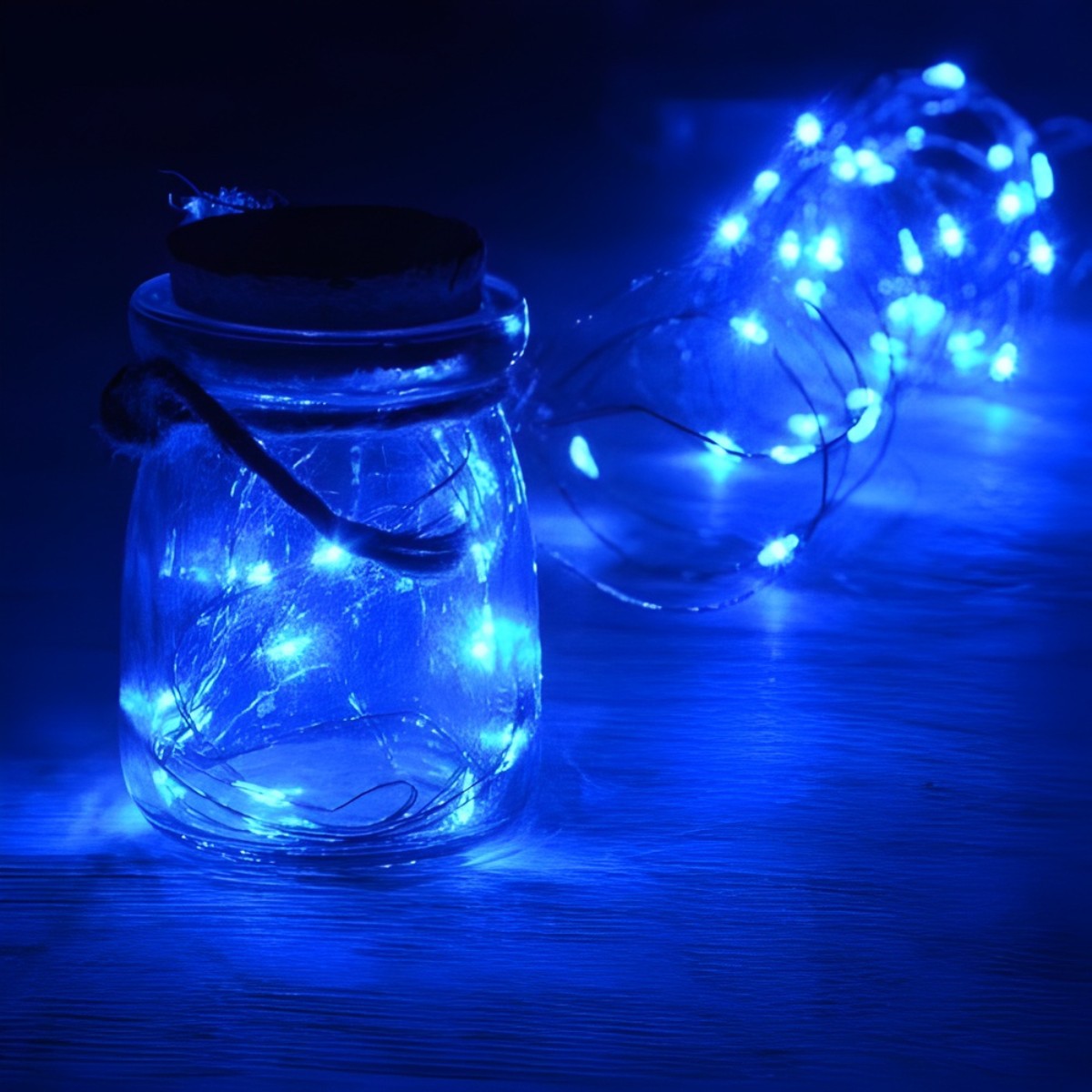 Instalatie de Craciun Liniara, Vivimall®, Tip Liniara, Fir Cupru, 8 Jocuri de Lumini, cu Telecomanda, 10 m, 100 Led-uri, Alimentare USB, 4.5V, Albastru