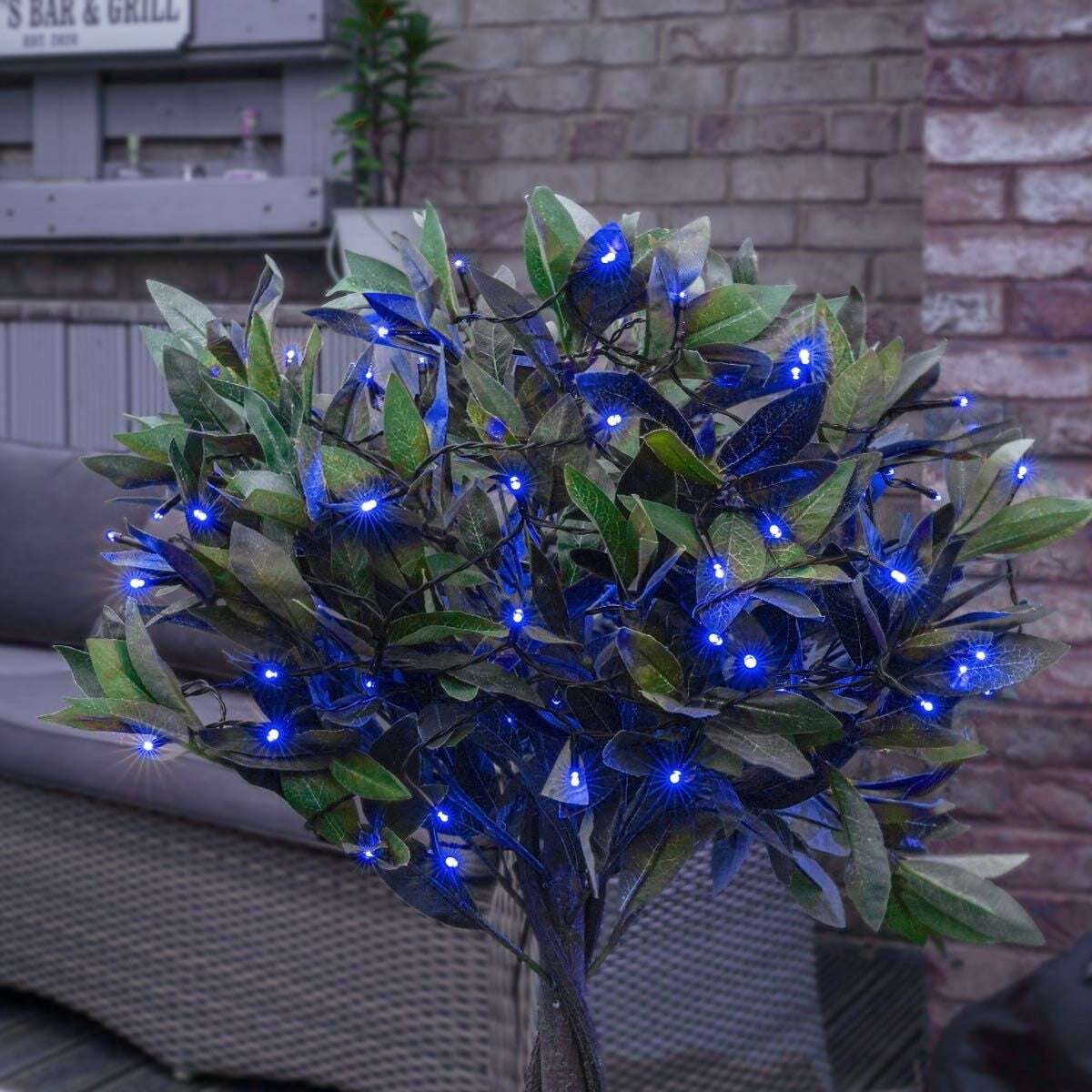 Instalatie de Craciun liniara Yoto, 17 m, din care 1 m cablu priza 220V, 200 LED, 8 jocuri de lumini, controler, fir negru, albastru - vivimall.ro