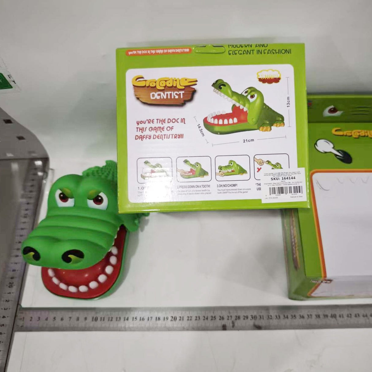 Jucarie interactiva Crocodil Dentist, Vivimall, Joc de Grup/Familie, 13 Dinti, Extra Big 21 x 14.5 x 11 cm, Verde - vivimall.ro