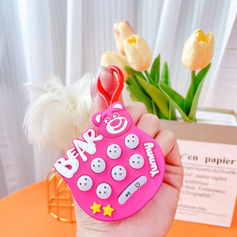 Jucarie pentru copii portabila Vivimall, joc Gopher, cu lumini si muzica, tip breloc, model ursulet, material silicon si ABS, roz