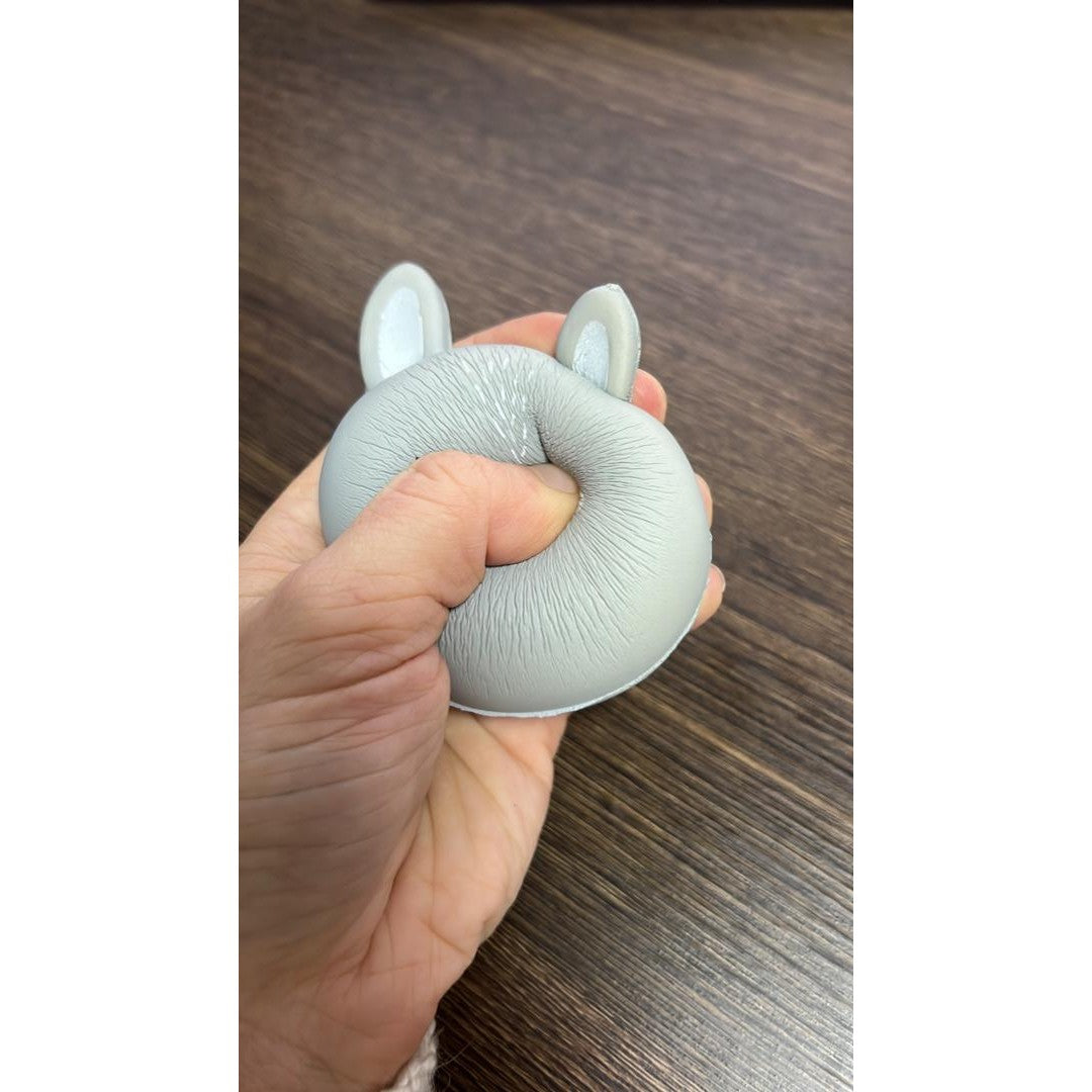 Jucarie Squish Toy Flippy, model pisica gri