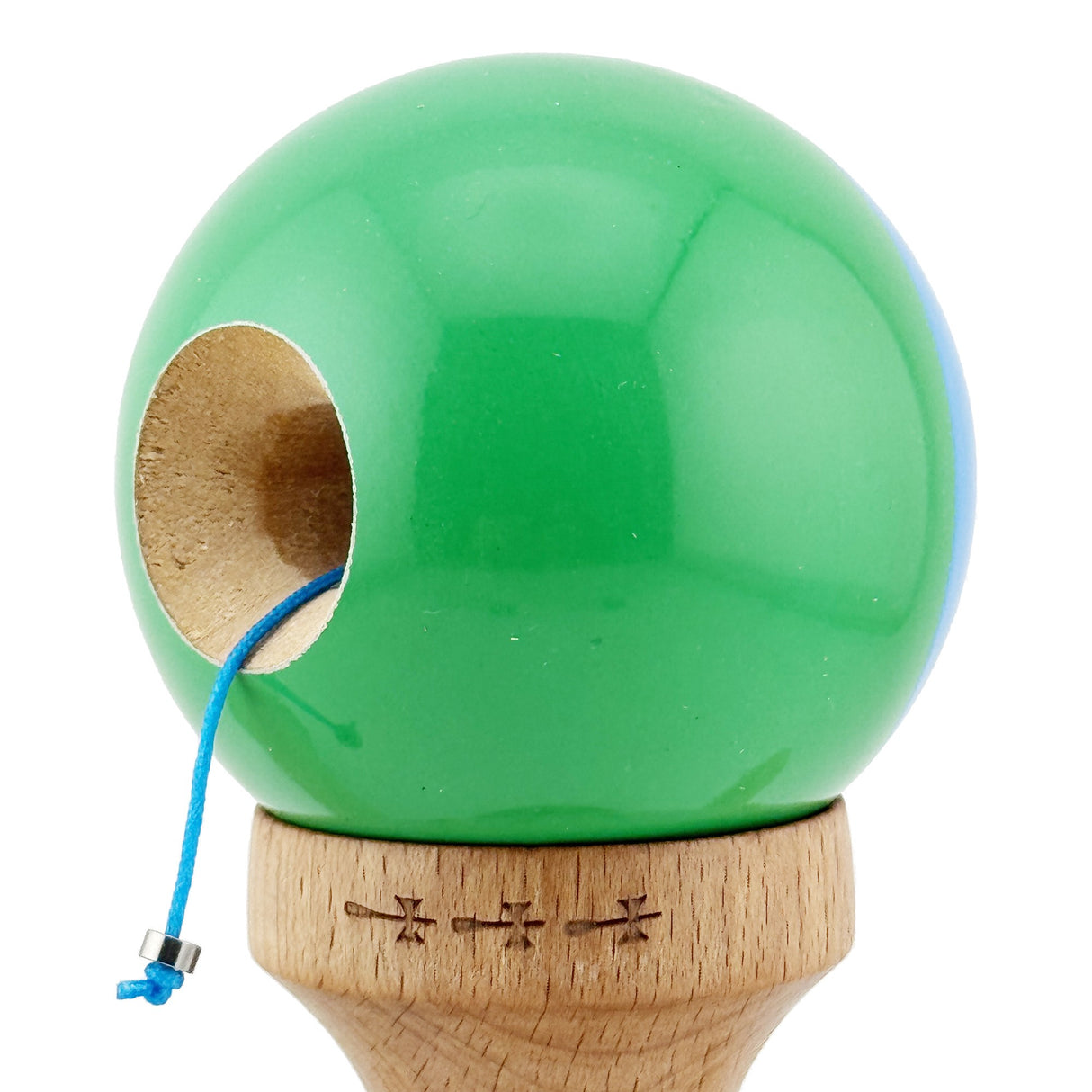 Kendama X Originala, Profesionala, Vivimall, Big Cups V2, Super Sticky cu Cupe Mari, Rulment Metalic, din lemn 18 cm, Ata 55 cm, Albastru/Verde - vivimall.ro