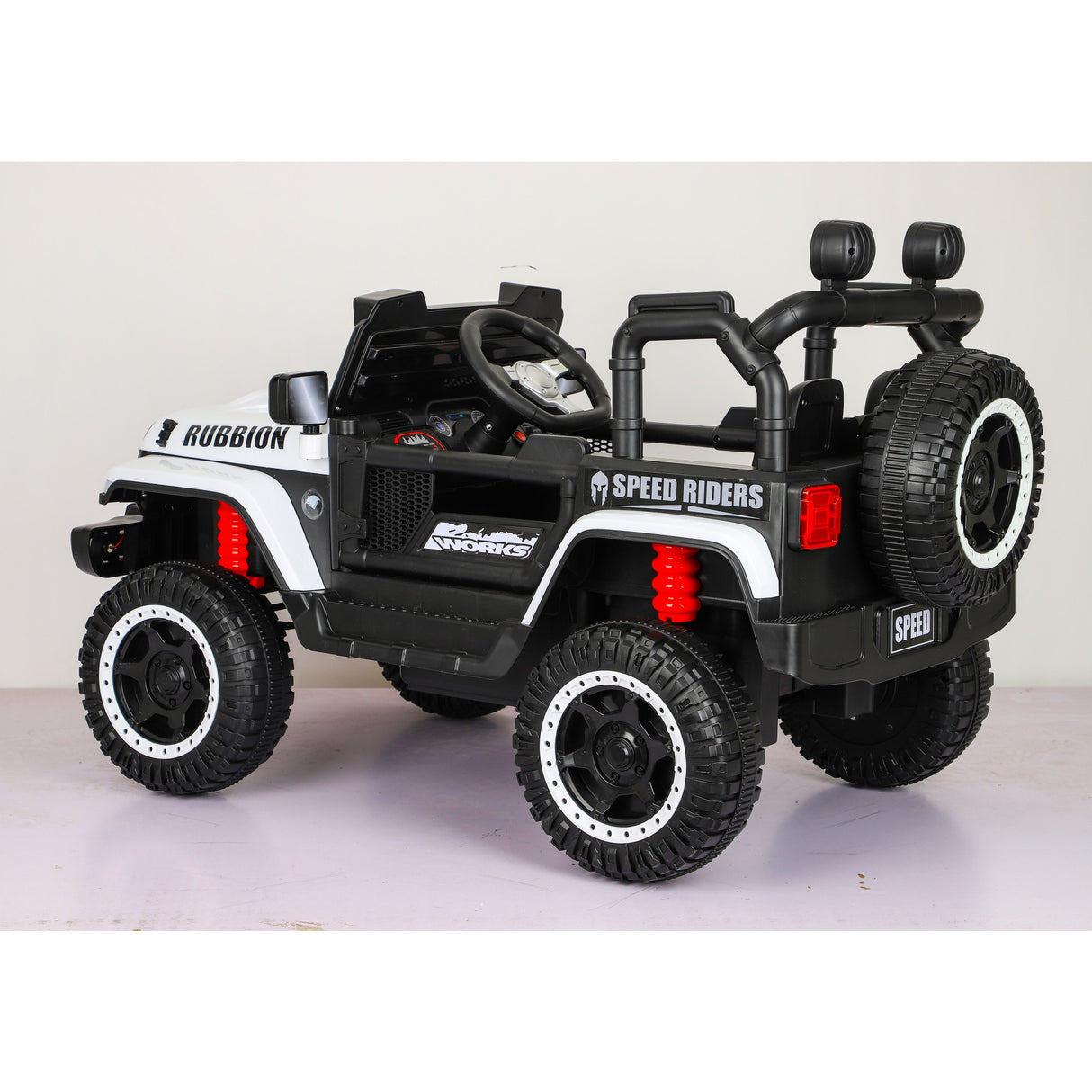 Masina Electrica pentru Copii, Flippy, Off-Road, Conectare Bluetooth, telecomanda, Tractiune Spate, Lumina Intermitenta, Baterie 12V 7Ah, 120 x 63 x 68cm, Alb